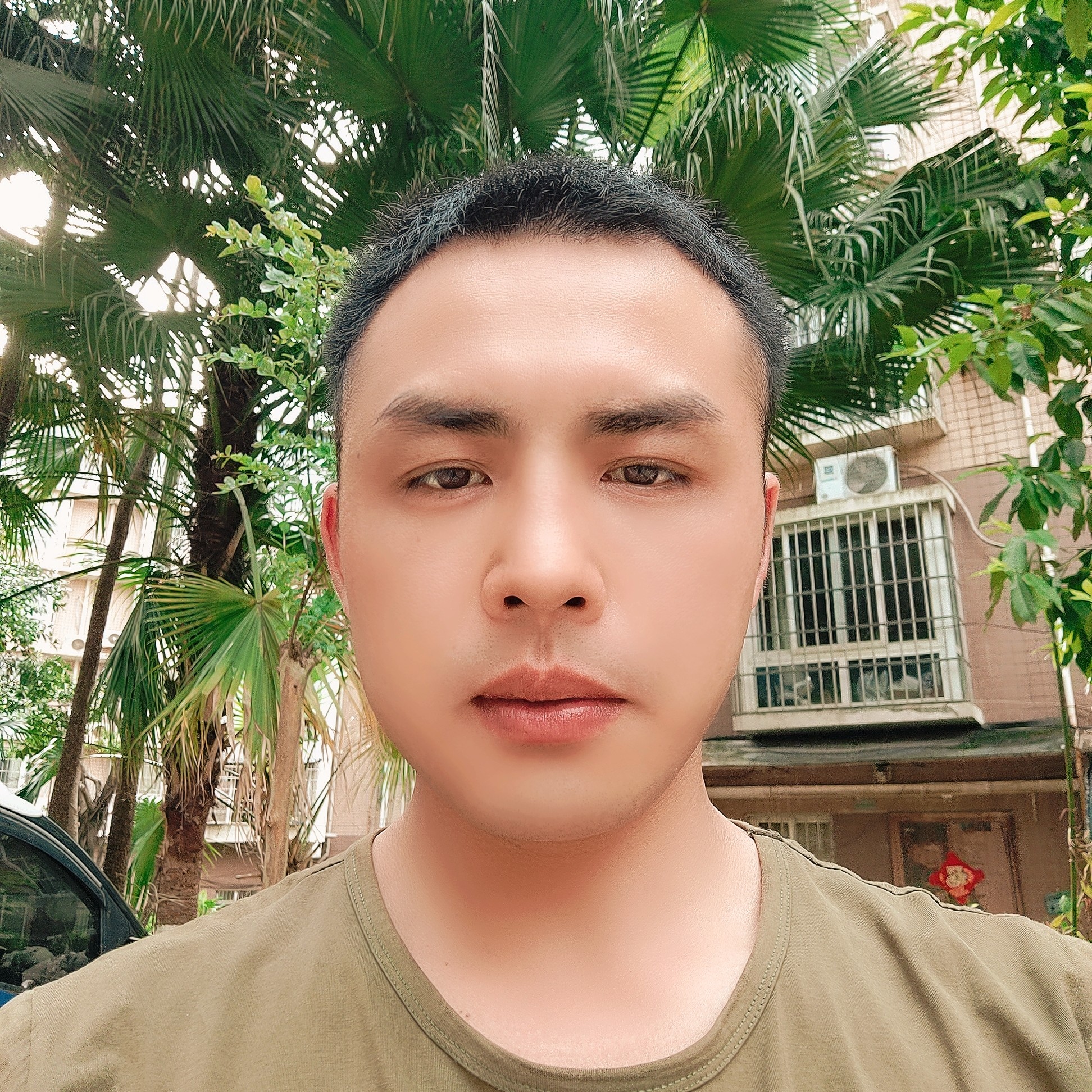 谭发w的照片