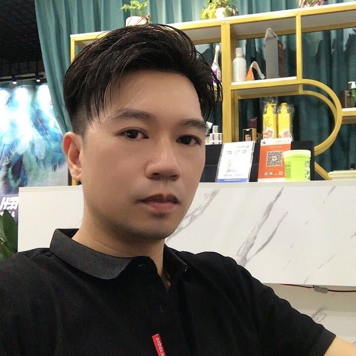 迷离蹙眉流影的照片