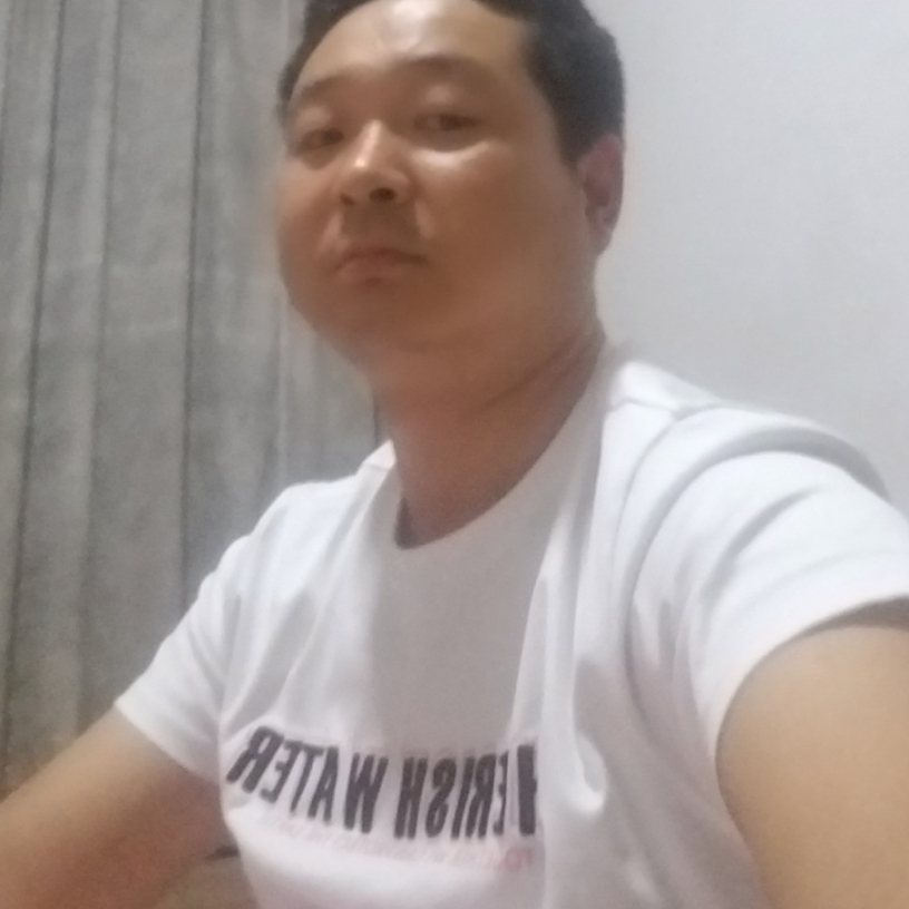 李建群的照片
