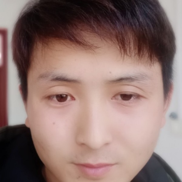 海燕高兴的照片