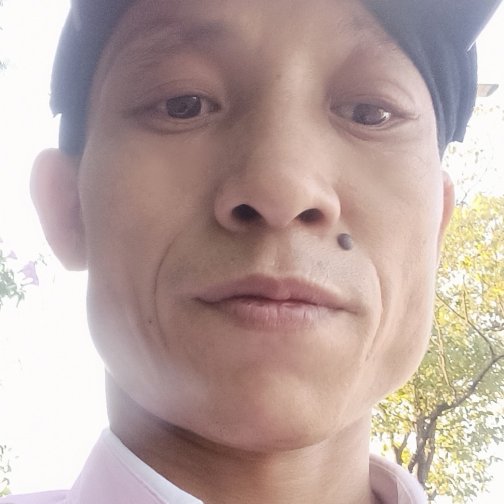 梁良心的照片
