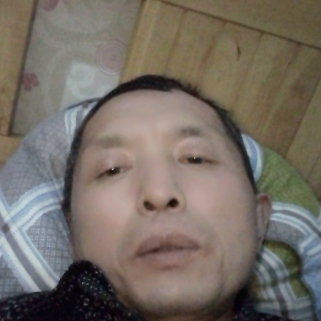 受过伤的老男人的照片