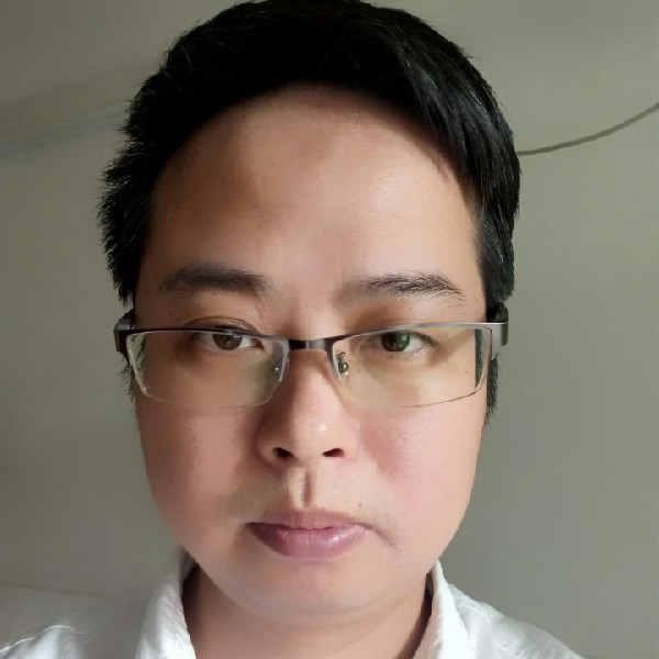 望着未来的照片