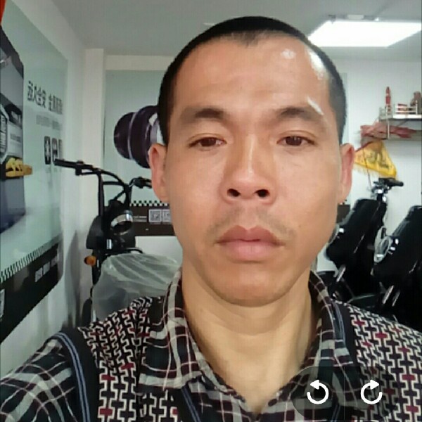 安静拿暖阳的照片