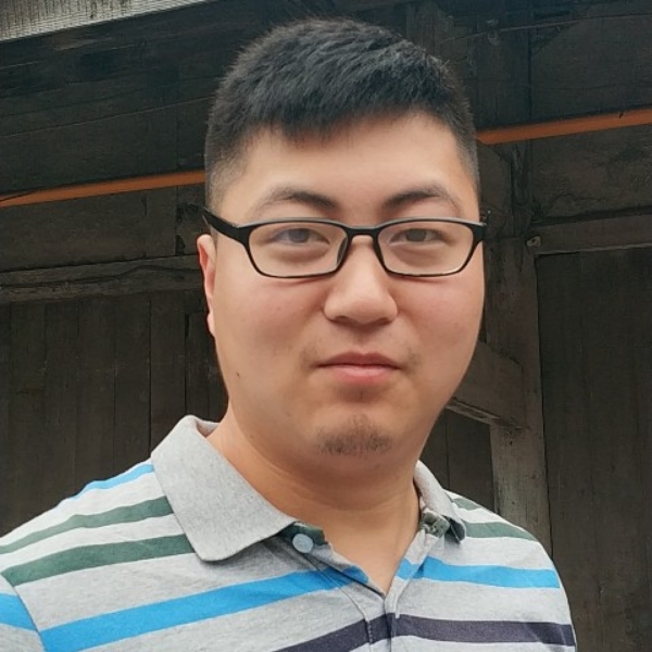 现实就黑米的照片