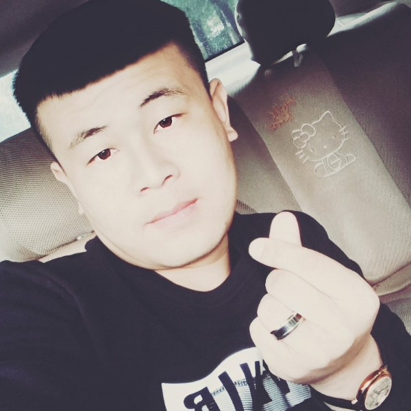 身影与烂漫的照片