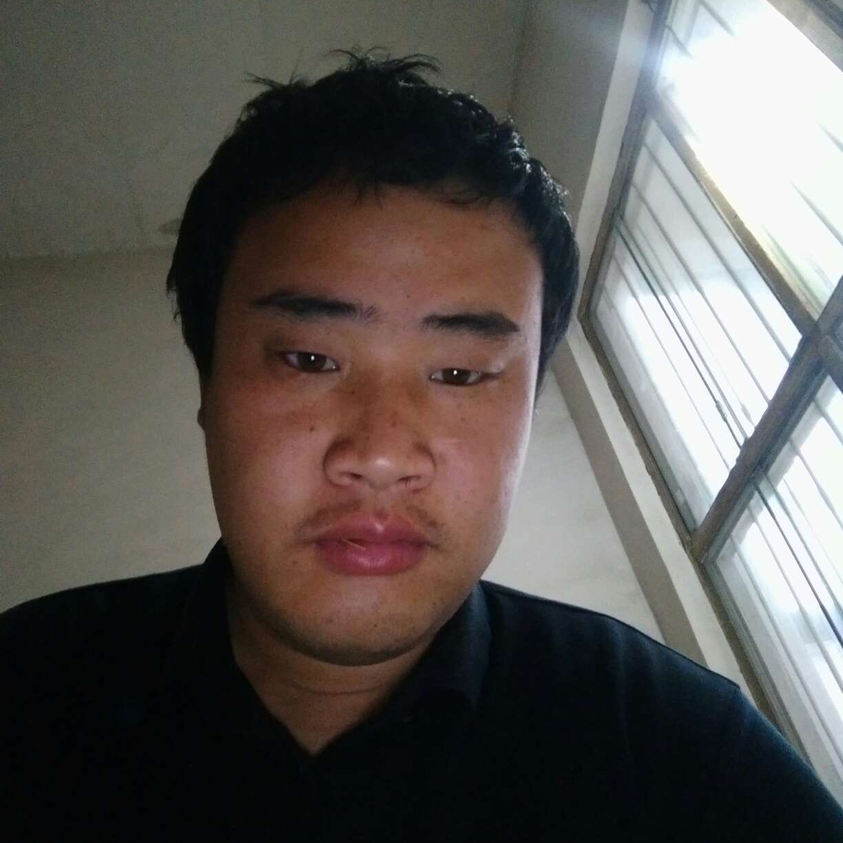 默默等于啤酒的照片