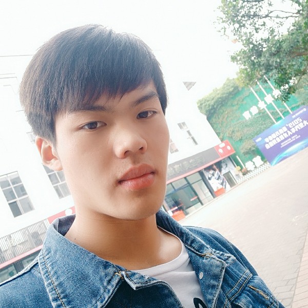 冷眸浅吻寂寞的照片
