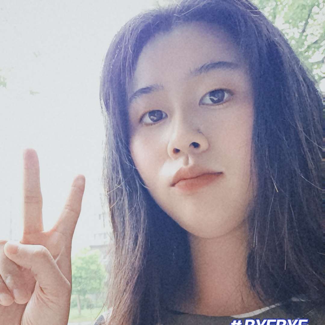 透彻的凉面的照片