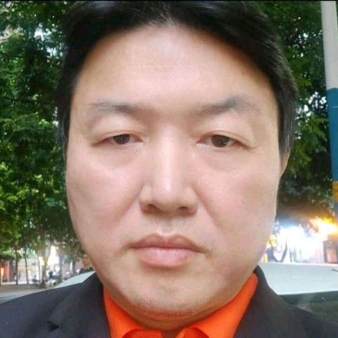 包容爱恋旧颜的照片