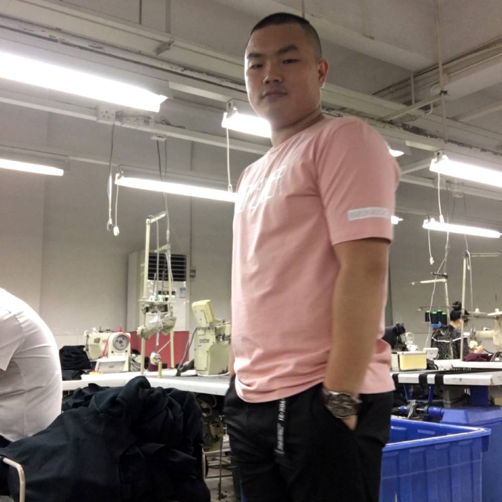 騎豬去相親的照片