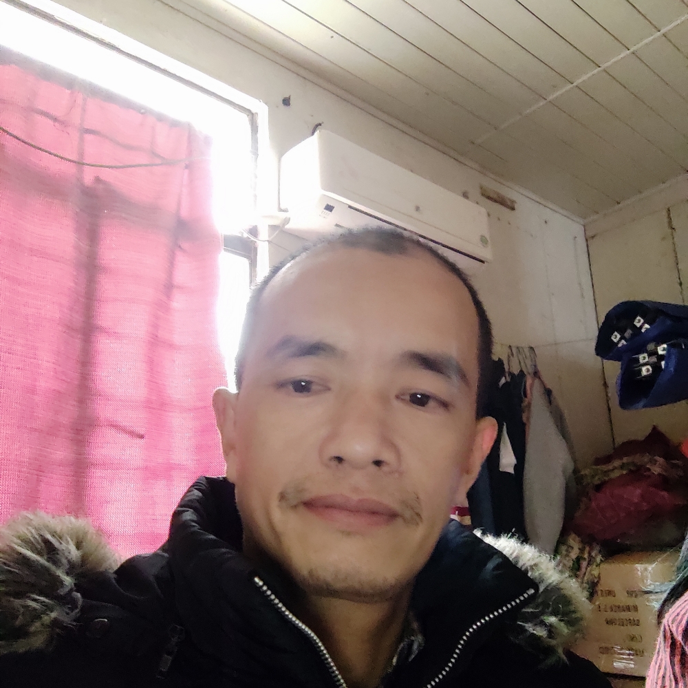 含糊爱青衣的照片