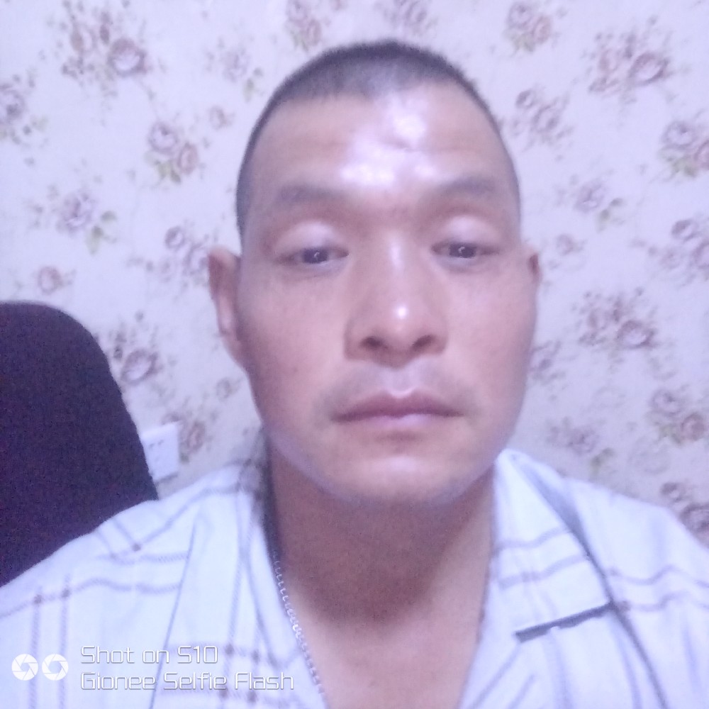 尘宵改变外向的照片