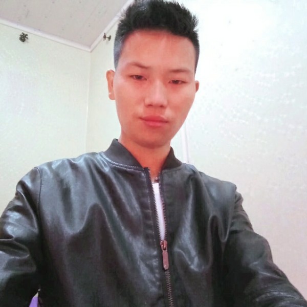 迷人与绝影的照片