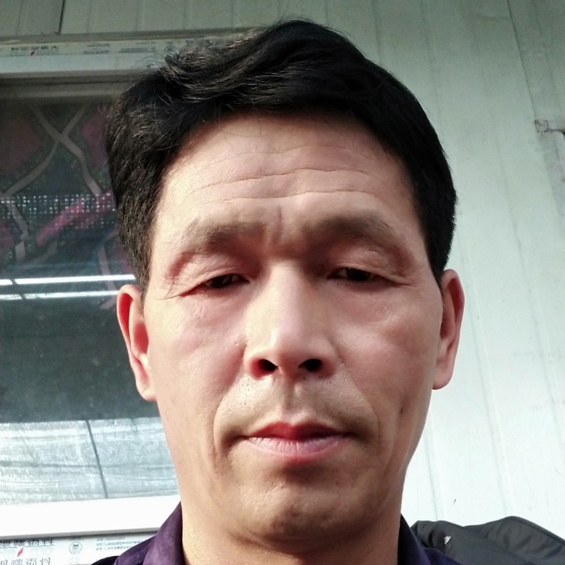 宝贝缠绵的照片