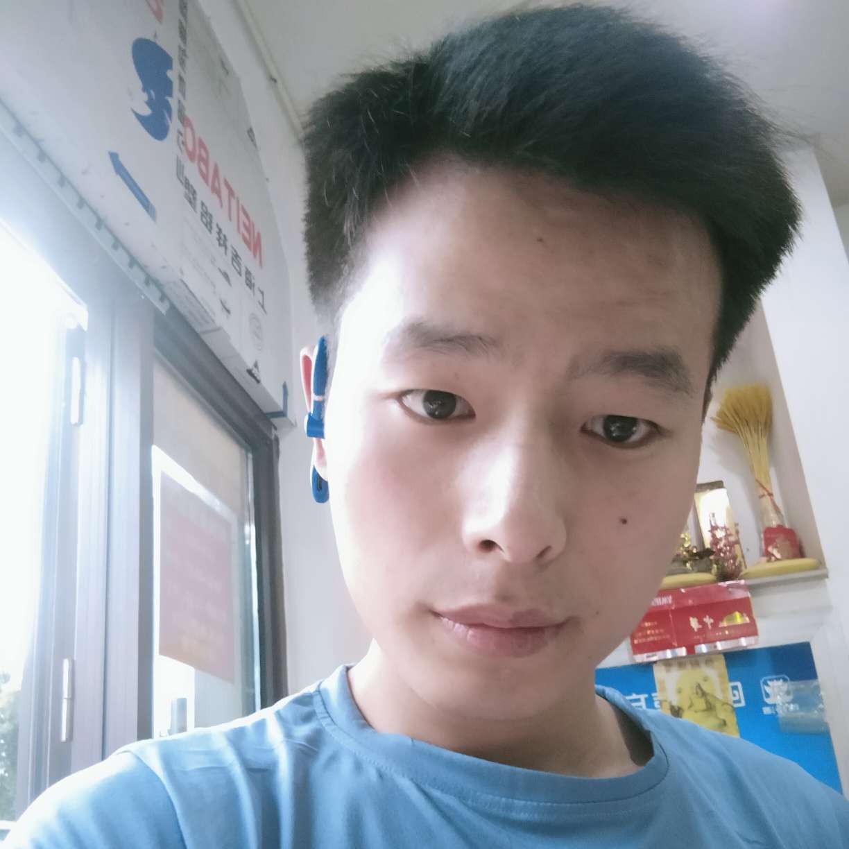 孝顺回首风萧的照片