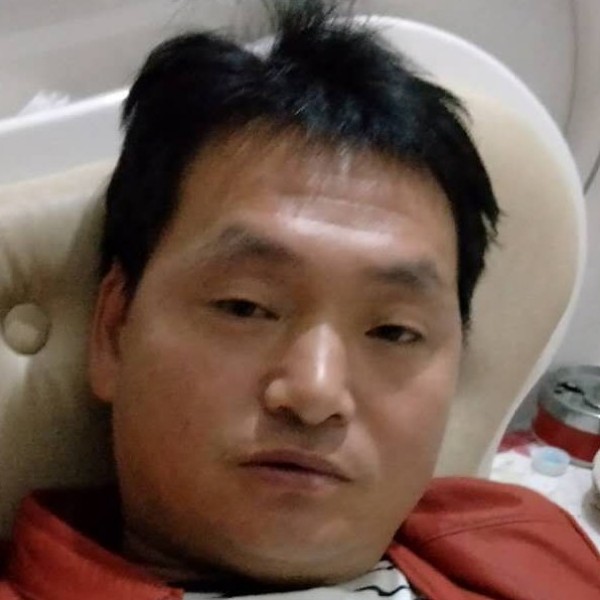 保温杯等待的照片