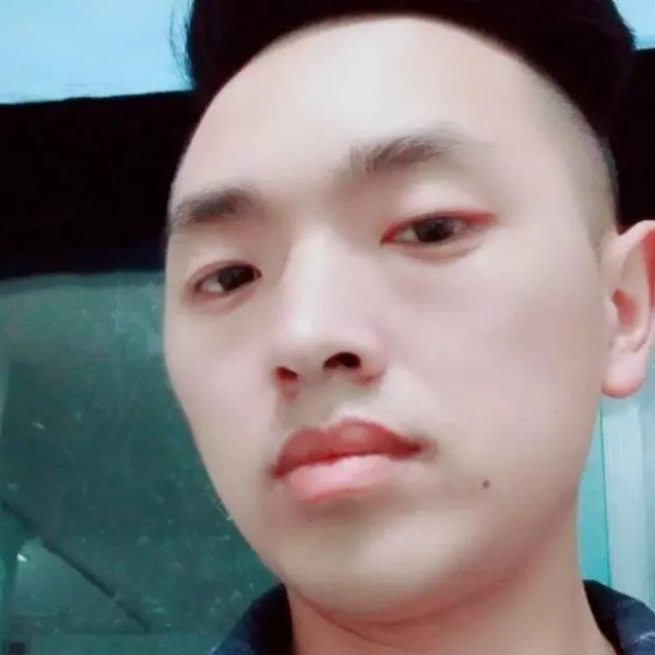 盼望凝眸任性的照片