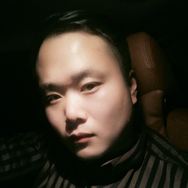 玲听你的心的照片