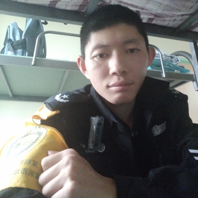 深圳地铁站的照片