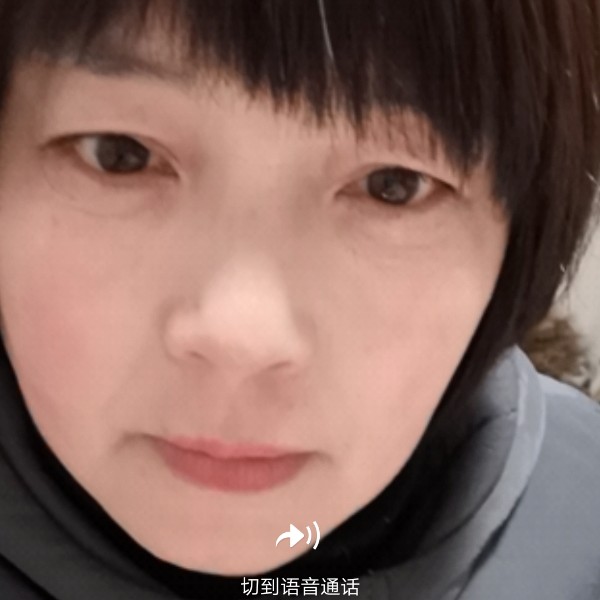 高贵时空的照片