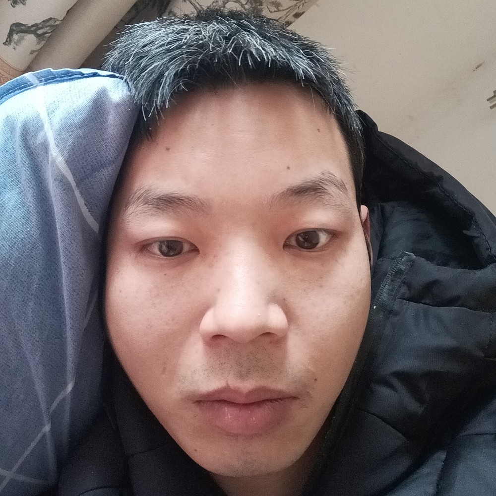 流年的踢发夹的照片