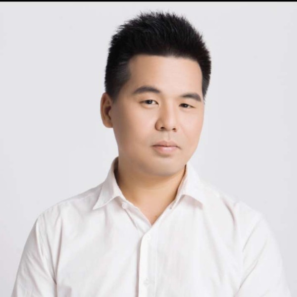 广东钟少的照片