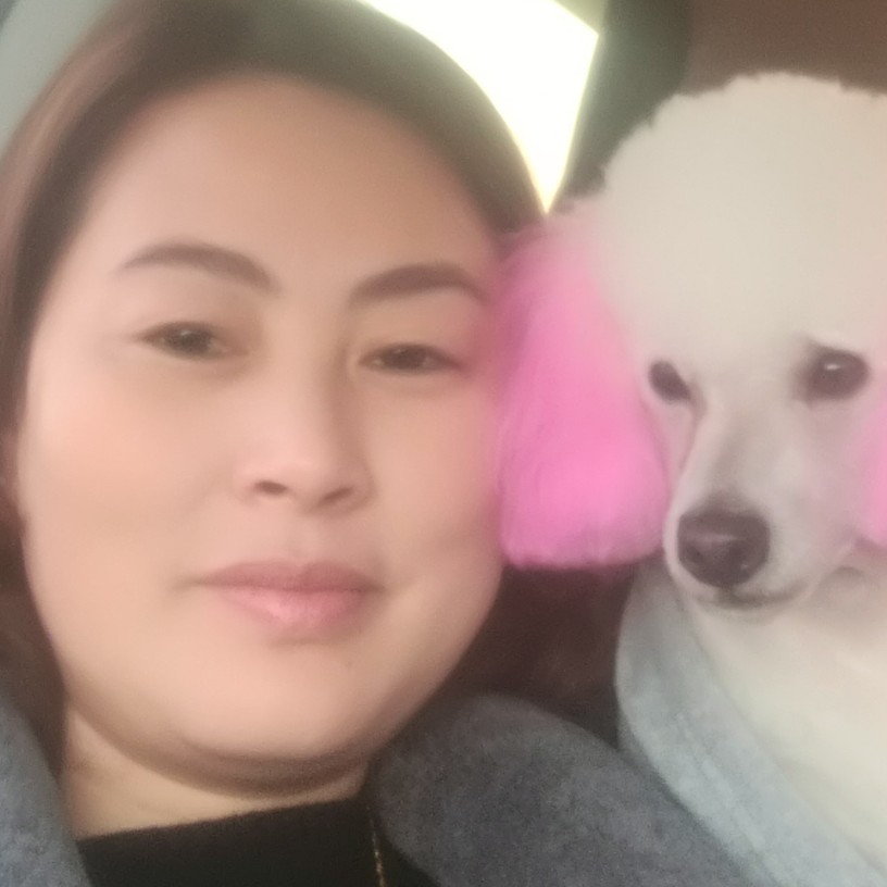 背后帅哥的照片