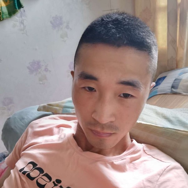 平湖用顺心的照片