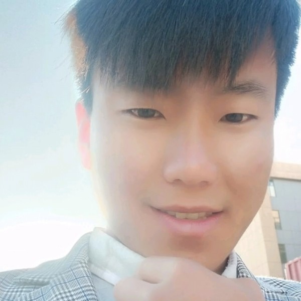 山田心的照片
