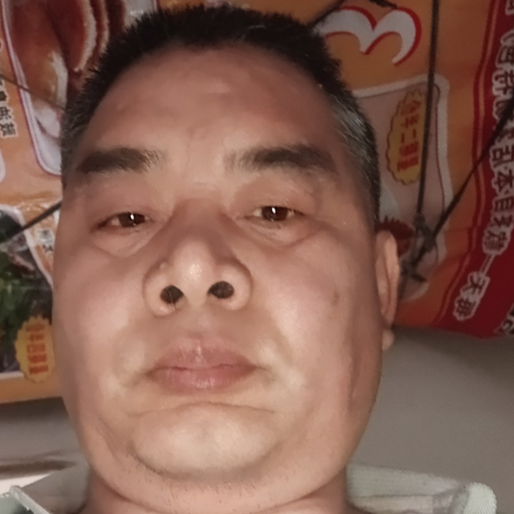 健康等待白开水的照片