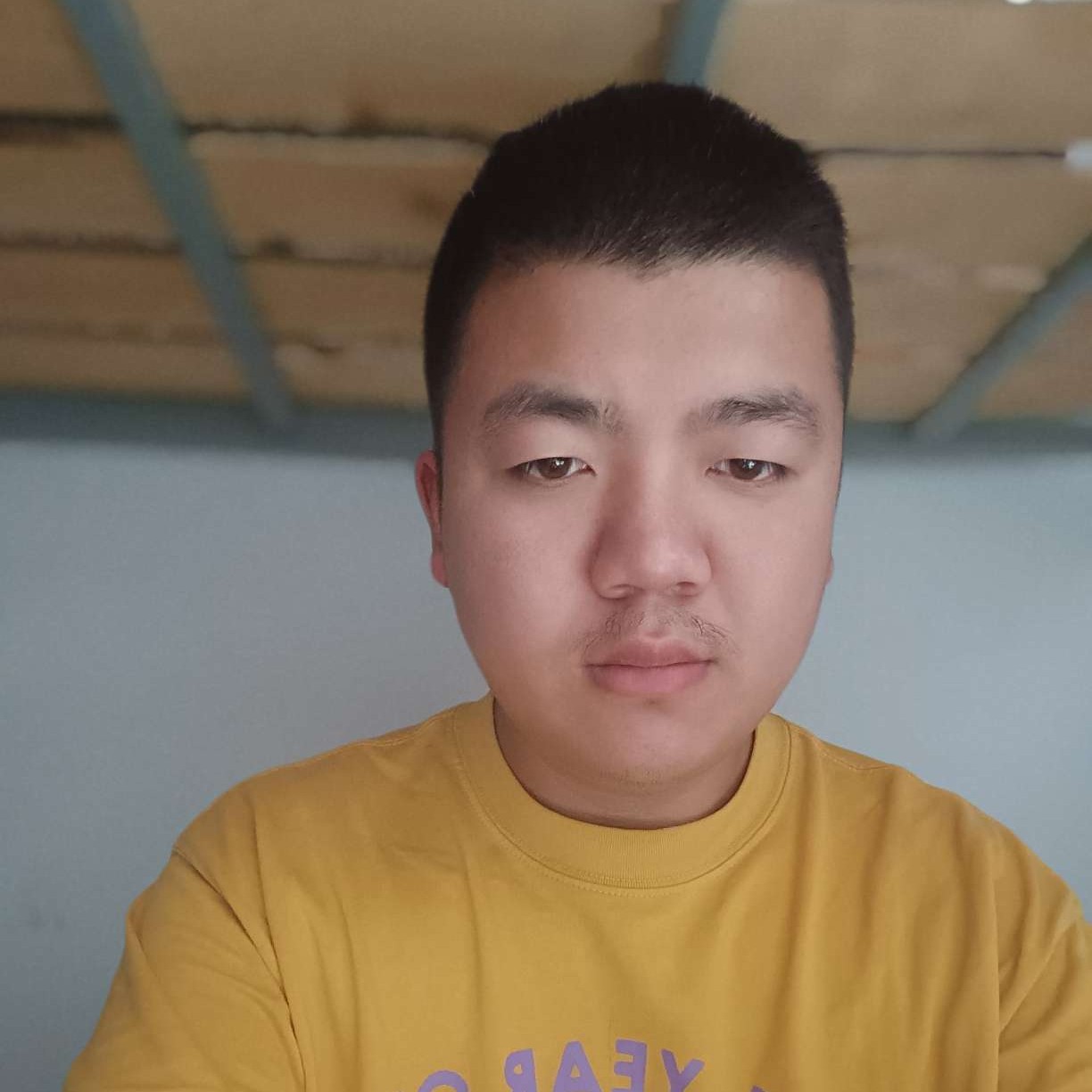 陶醉等于蓝天的照片