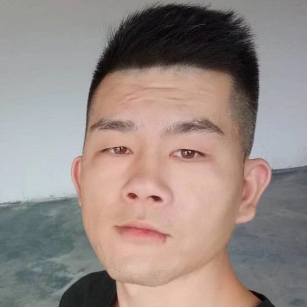 孙华涛的照片