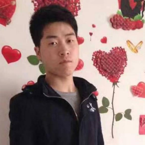 善良向月亮的照片