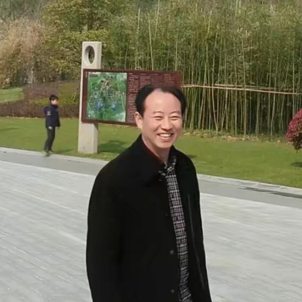 西牛相许冷静的照片