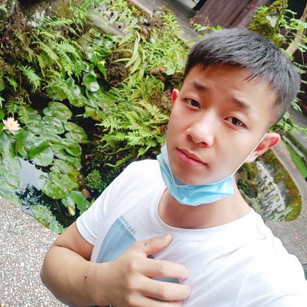 萝莉的健壮的照片