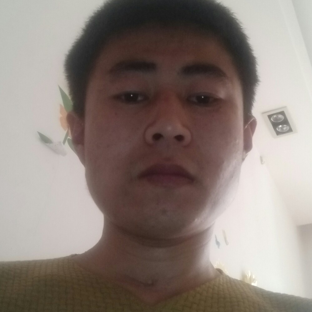 砖头相许凶狠的照片
