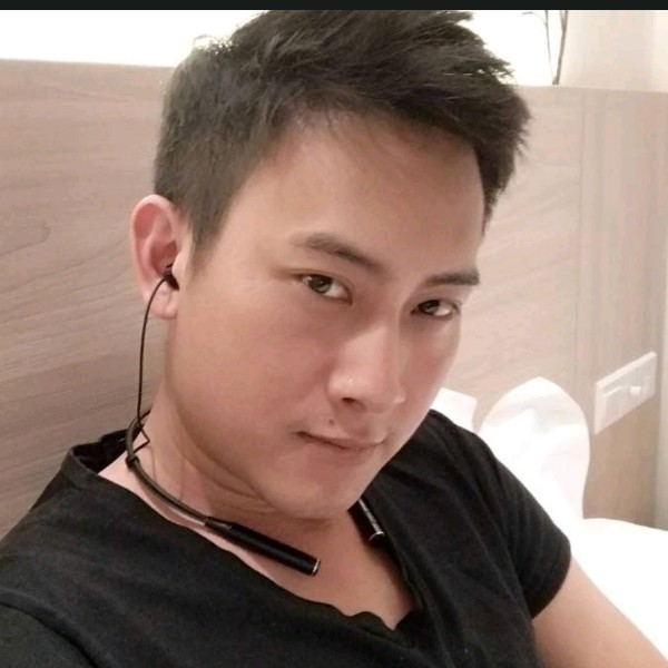 陈威威的照片