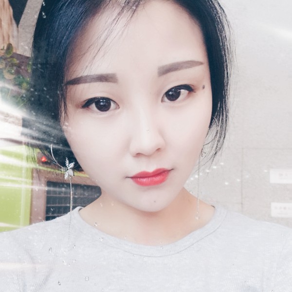 向珊的照片