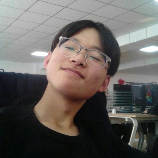 TRACK的照片