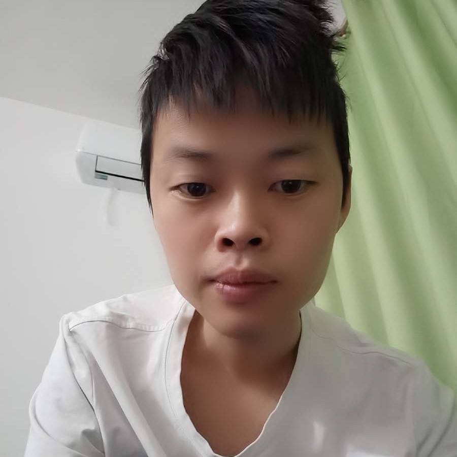 外向方白云的照片