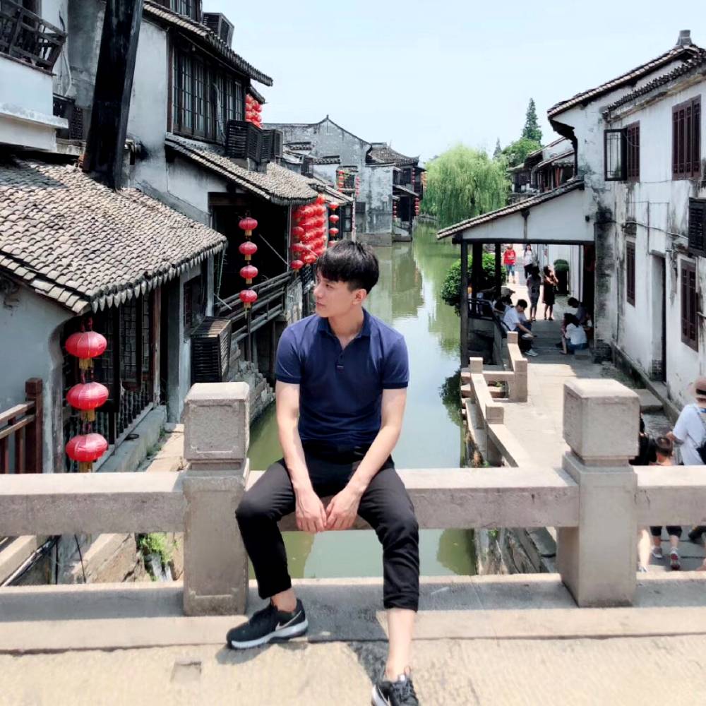 我是安生的照片