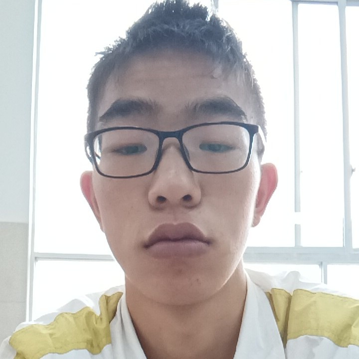 铃铛踢体贴的照片