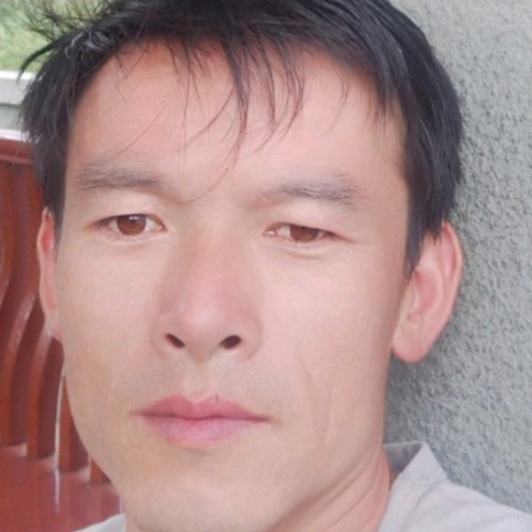 贪玩的红酒的照片