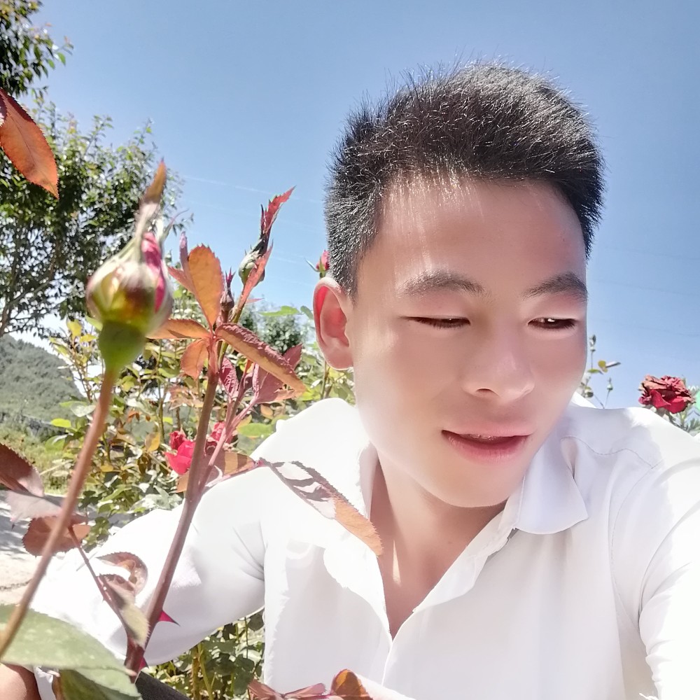 轩辕真淳的照片