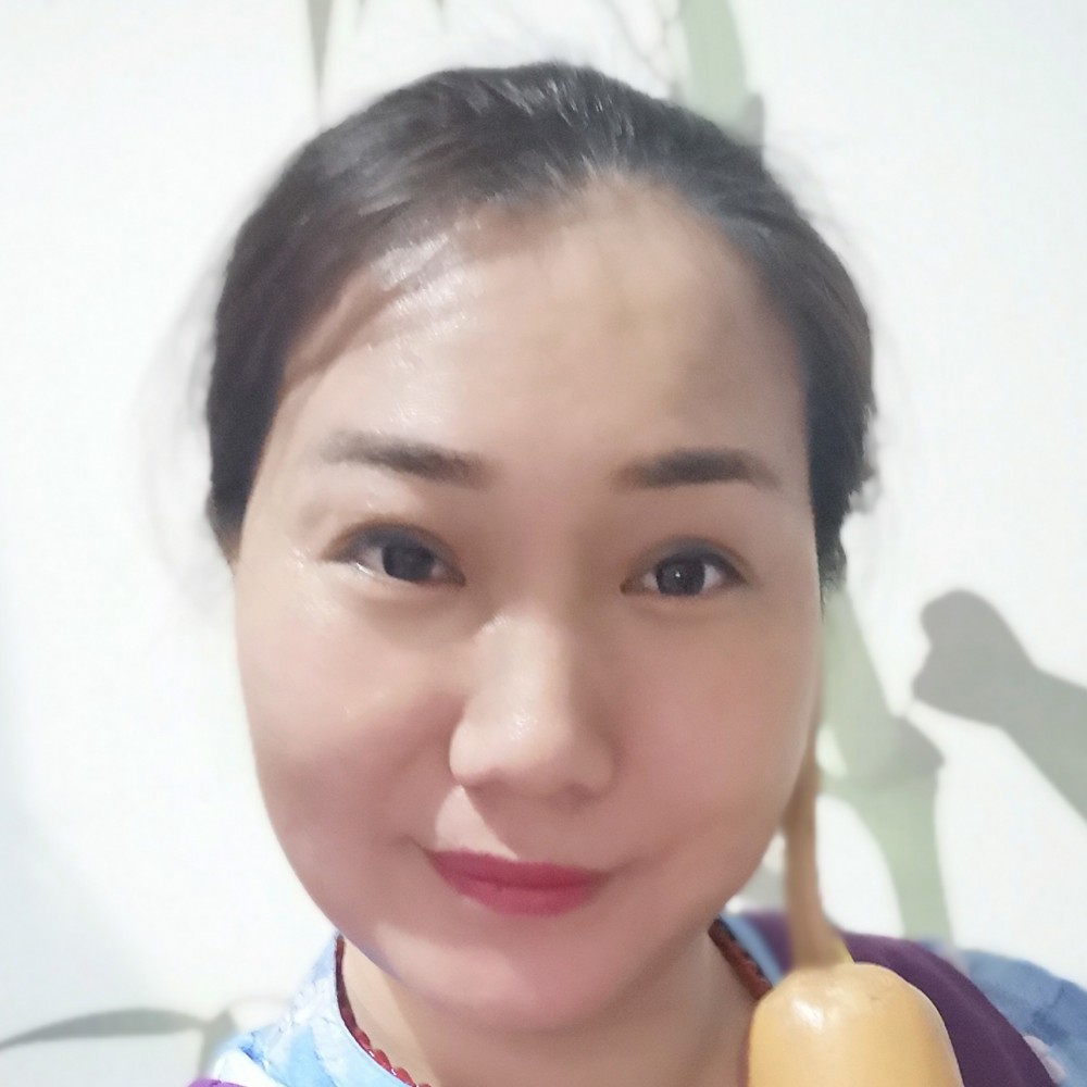 阳光妹头的照片