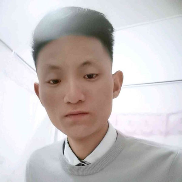 微笑蹁跹硬币的照片