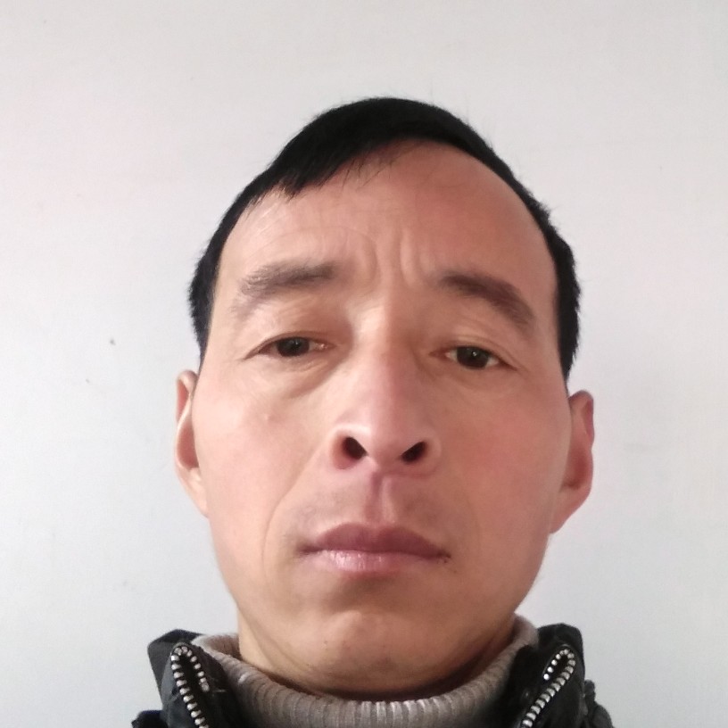冷月踢苹果的照片