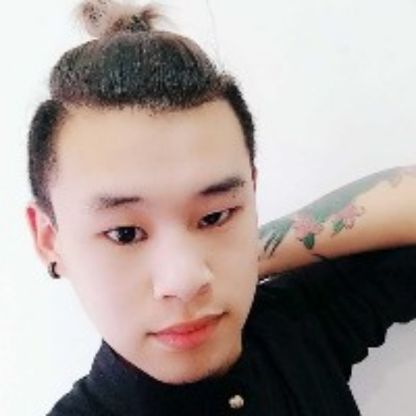 韦中路的照片