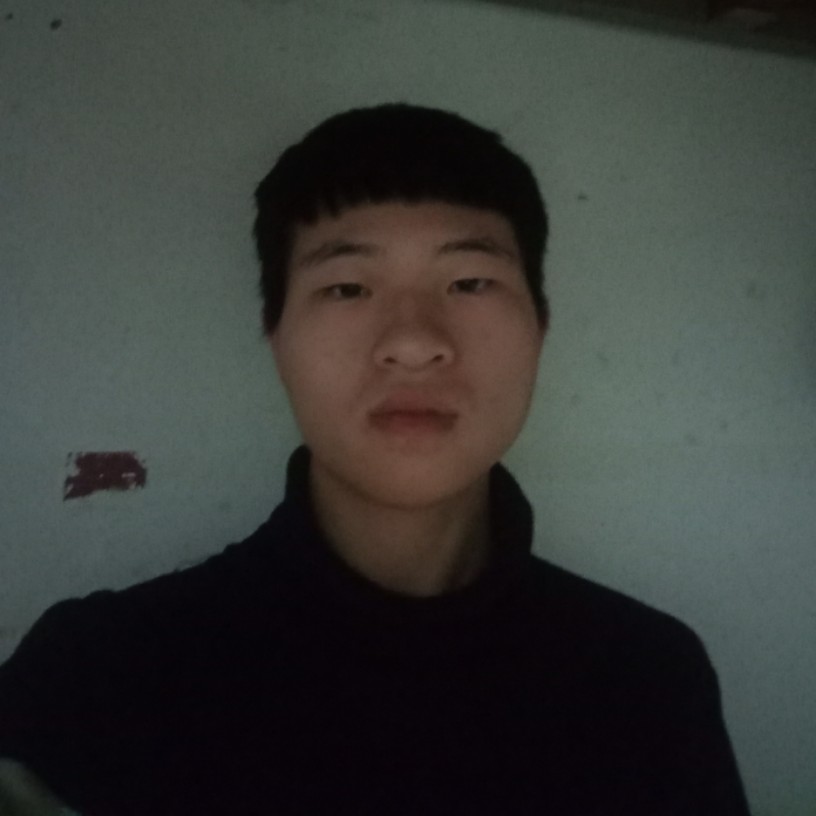 管宏的照片